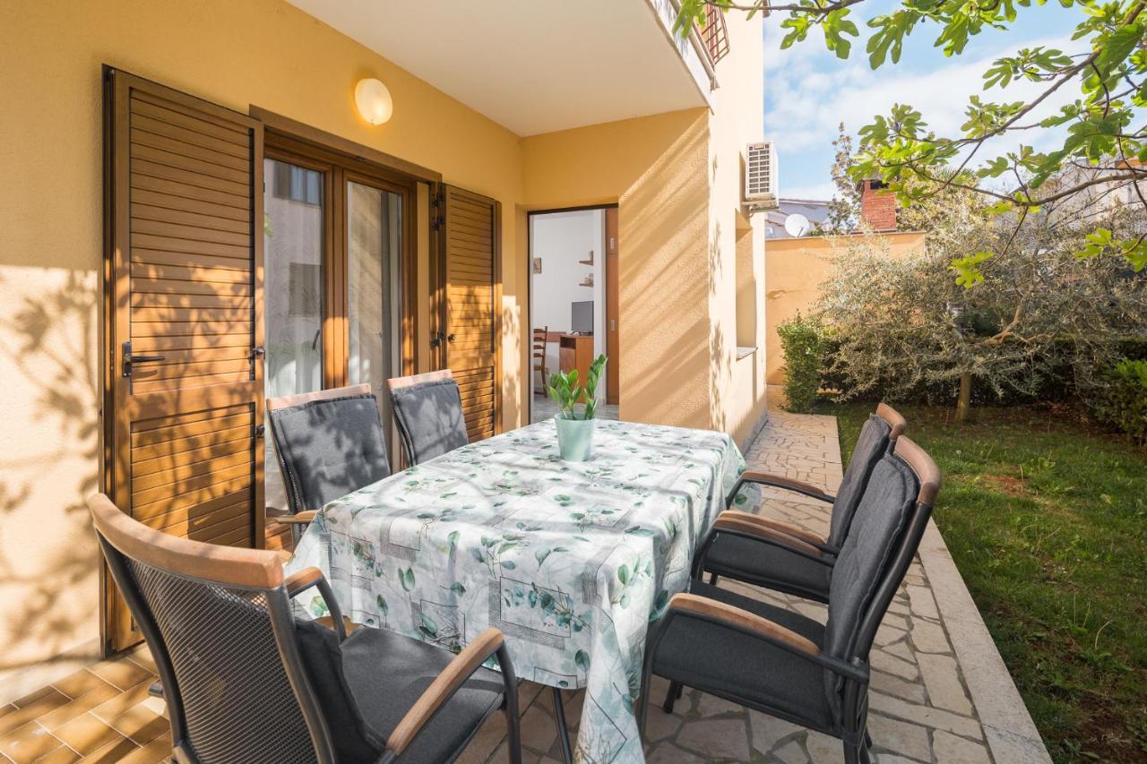 Apartment Korelic Green Garden Пореч Экстерьер фото
