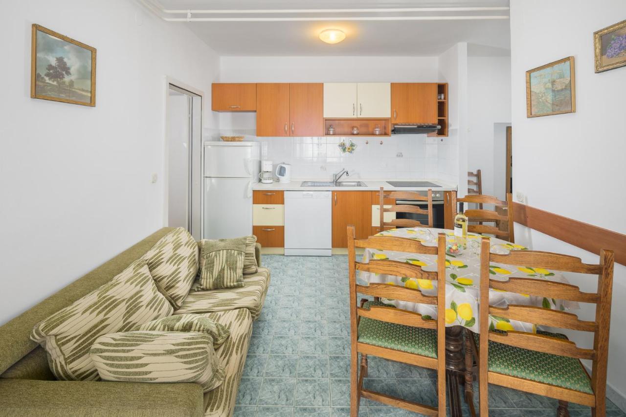 Apartment Korelic Green Garden Пореч Экстерьер фото