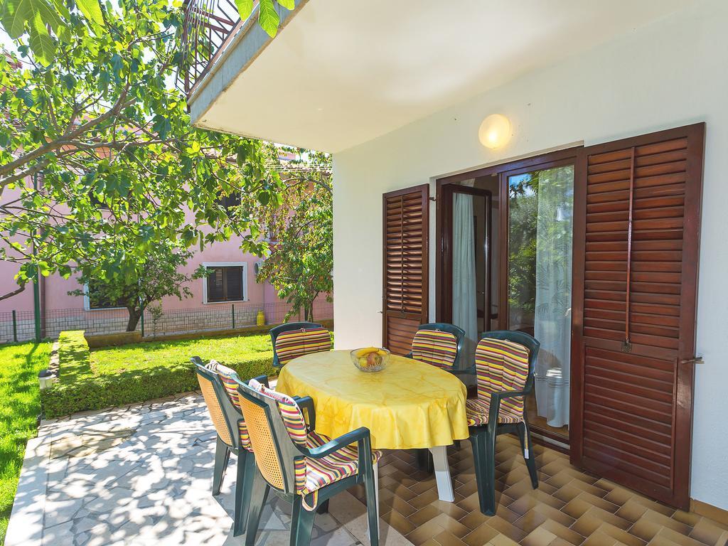 Apartment Korelic Green Garden Пореч Экстерьер фото