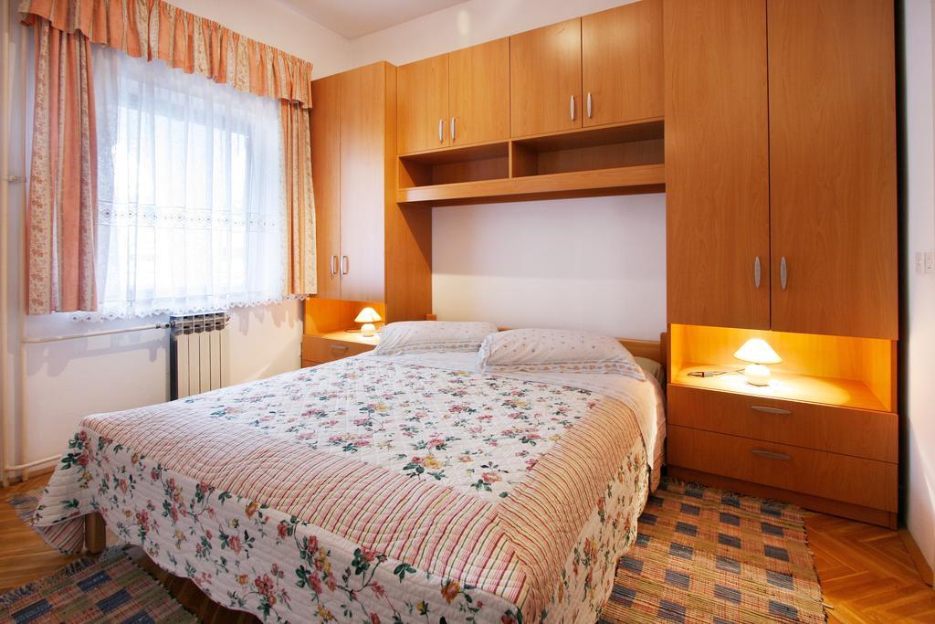Apartment Korelic Green Garden Пореч Экстерьер фото