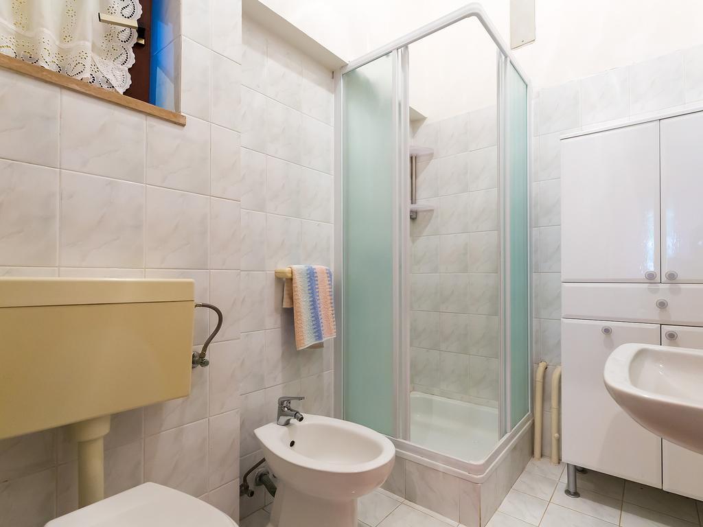 Apartment Korelic Green Garden Пореч Экстерьер фото